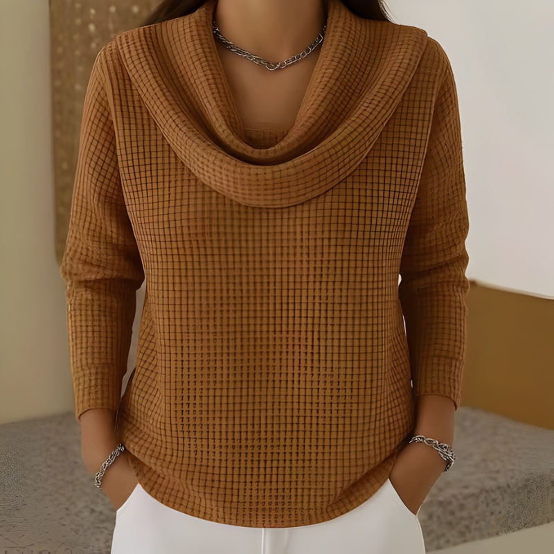 Amber™ Stilfuld Dame Strik med Vandfaldskrage
