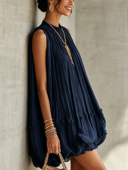Camilla | Mini chiffonjurk met halterhals en ballonrok
