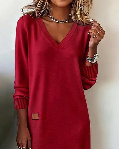 Elegant V-hals sweaterkjole