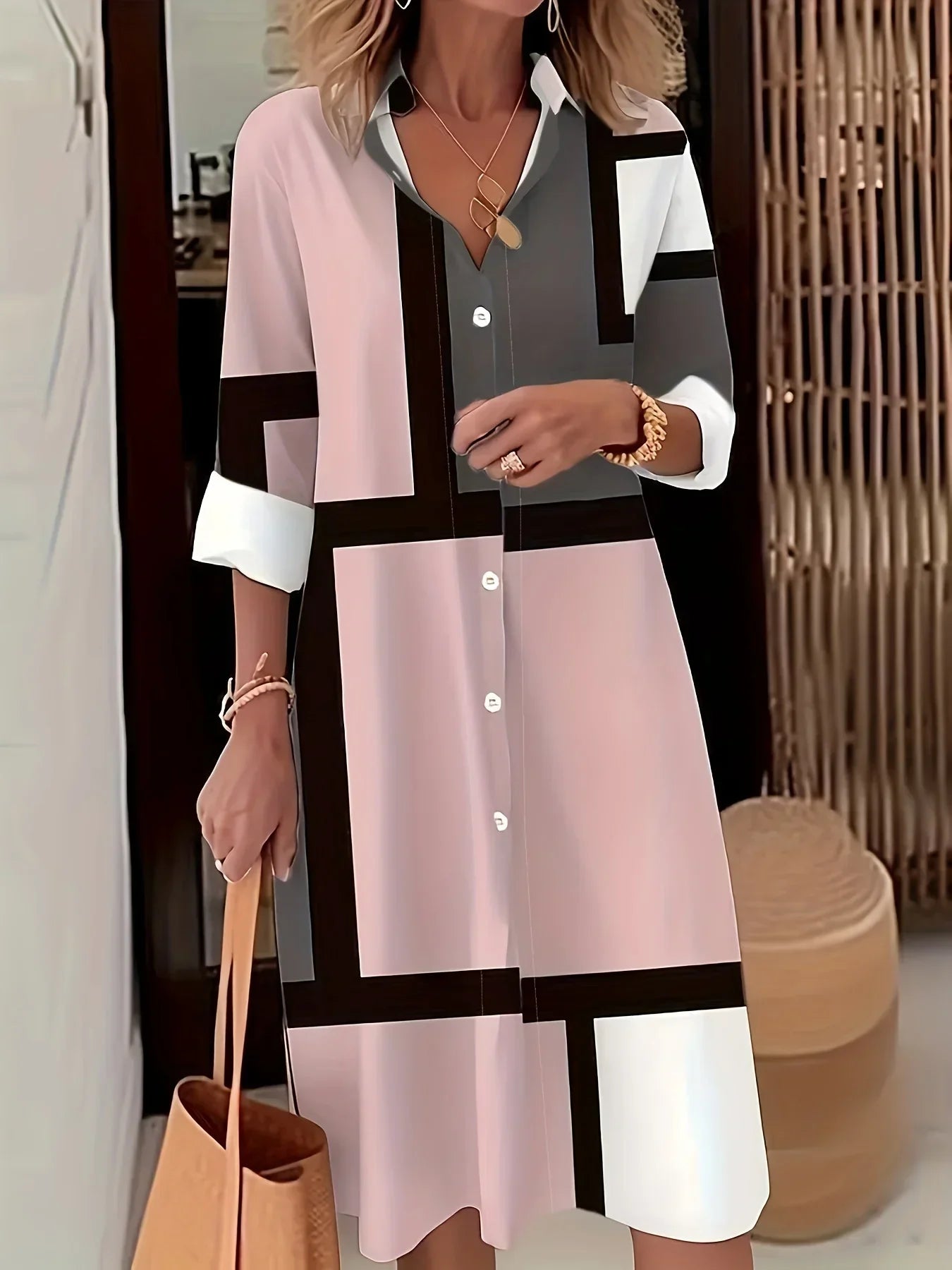 Paula - Elegant ternet kjole