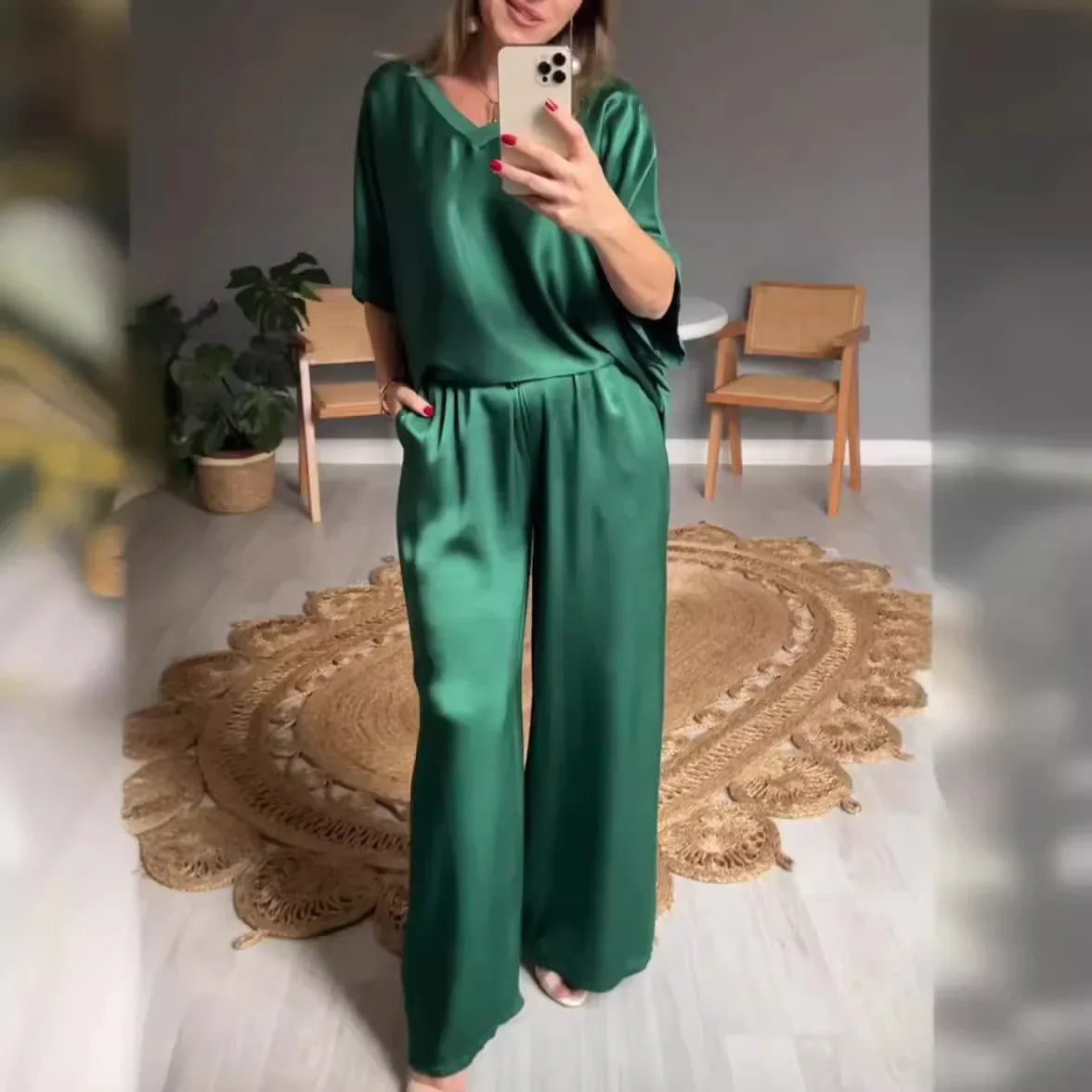 Elodie - Elegant 2-delt satinsæt